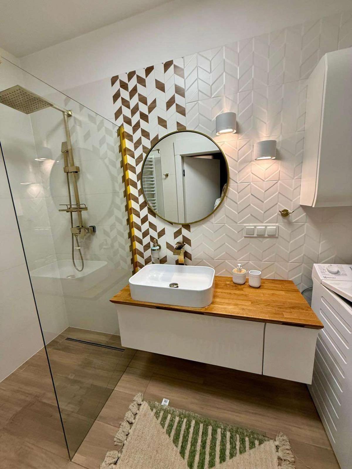 Apartament With Private Terrace By Nearto Pl