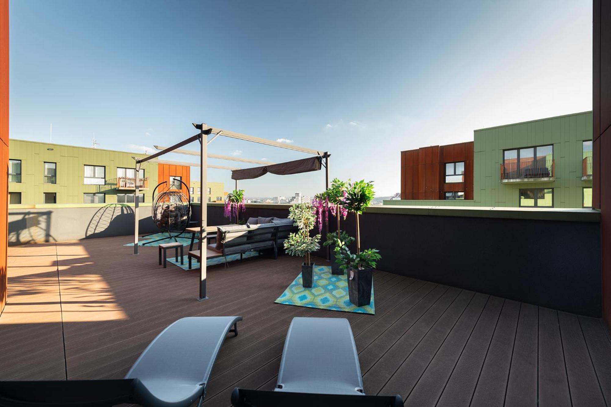 With Private Terrace By Nearto Pl Apartment